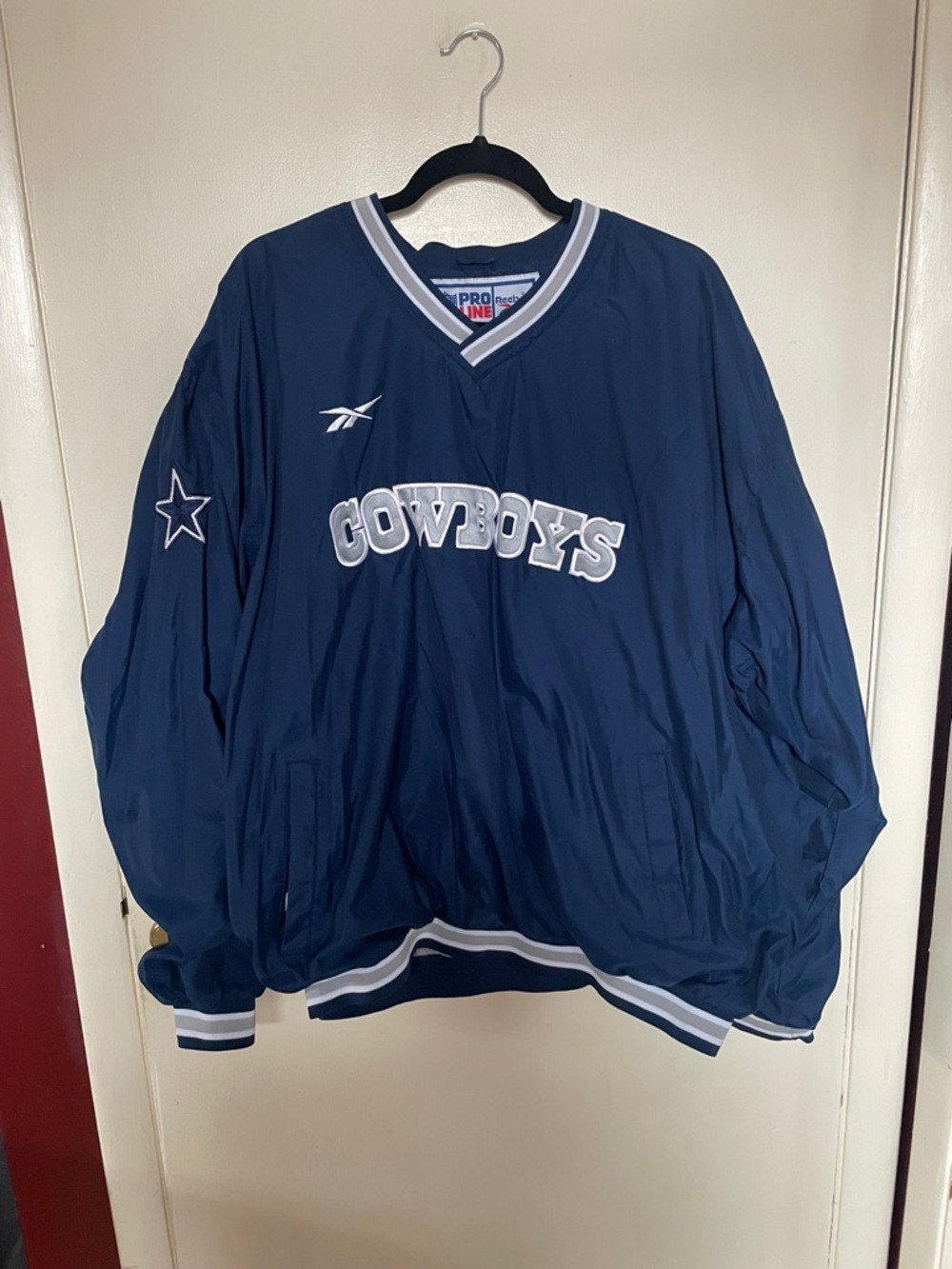 Reebok Pro Line Navy and White Cowboys Pullover Jacket. Classic. Nice. XL.